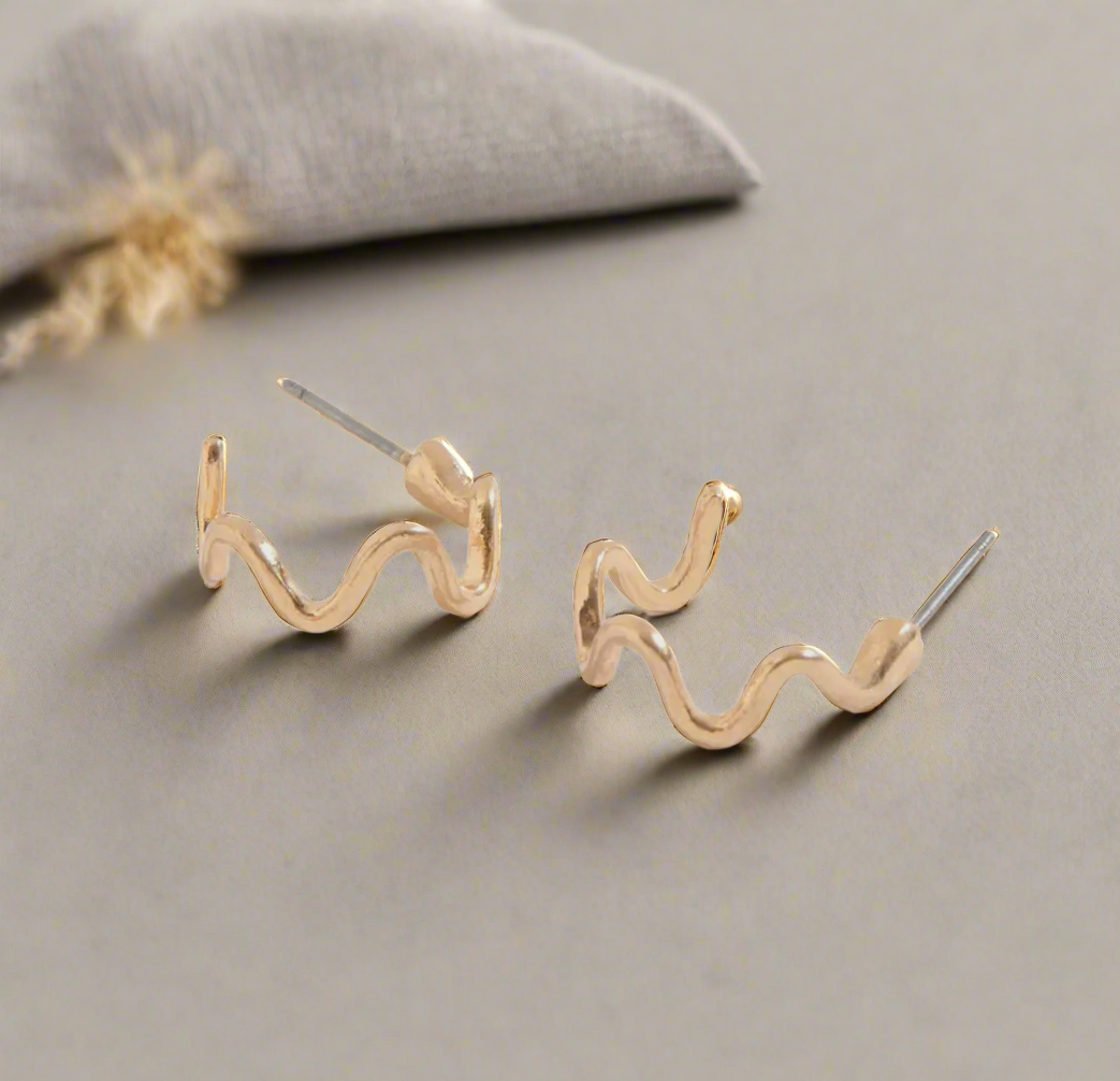Wiggle Hoop Stud Buds