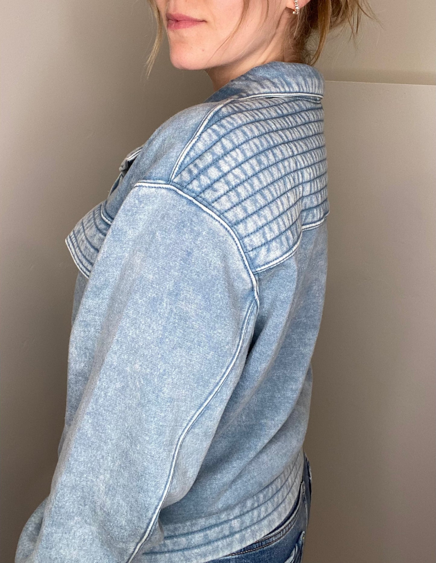 Sloane Snap Sweatshirt